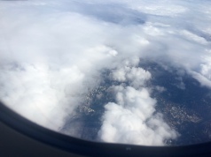 Sao Paulo durch die Wolken